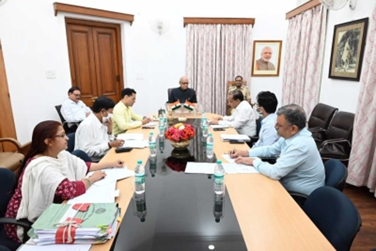 झारखंड के राज्यपाल ने मानदंडों का पालन न करने वाले प्राइवेट यूनिवर्सिटीज की मान्यता खत्म करने का दिया निर्देश